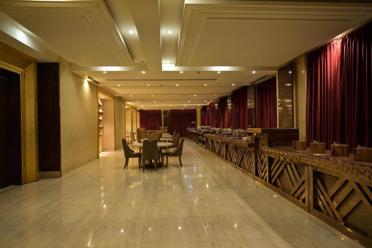 Stardom Resort Τζαϊπούρ Εξωτερικό φωτογραφία
