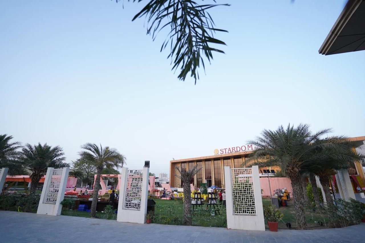 Stardom Resort Τζαϊπούρ Εξωτερικό φωτογραφία