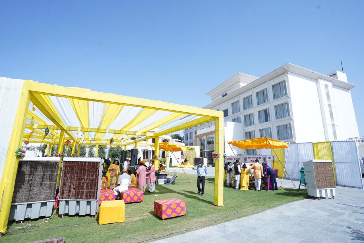 Stardom Resort Τζαϊπούρ Εξωτερικό φωτογραφία