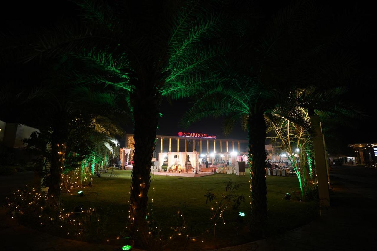 Stardom Resort Τζαϊπούρ Εξωτερικό φωτογραφία