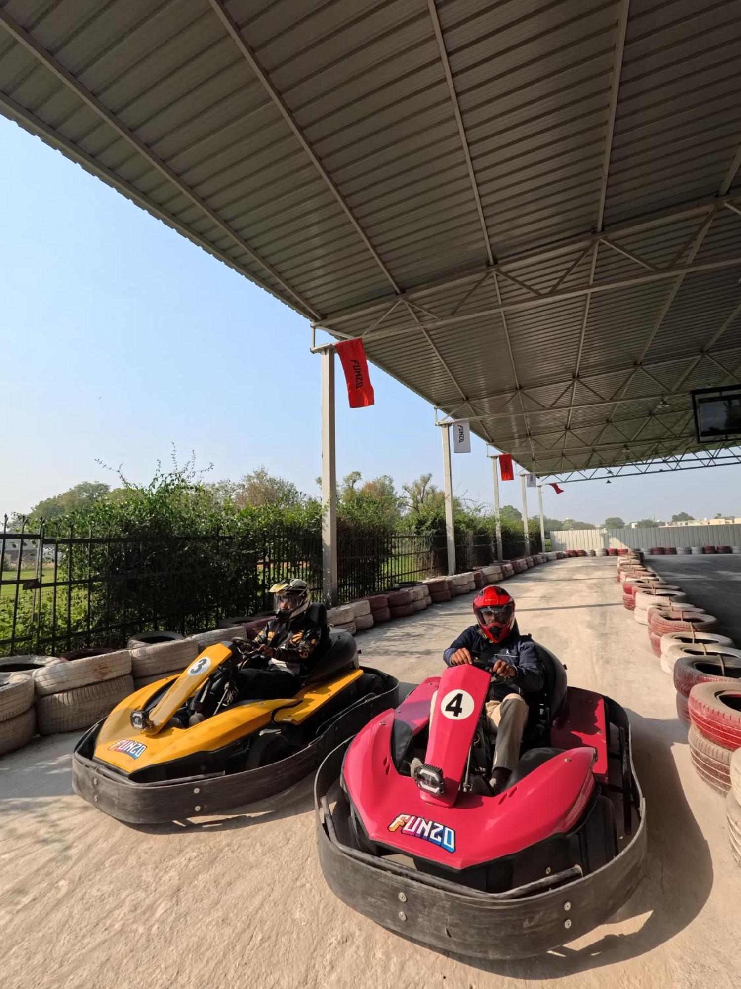 Stardom Resort Τζαϊπούρ Εξωτερικό φωτογραφία